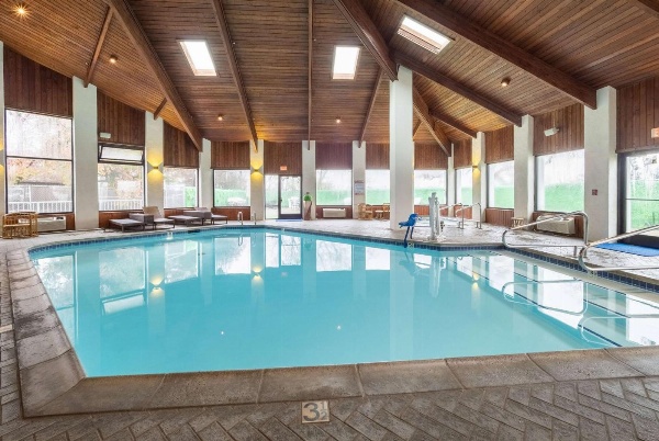Baymont by Wyndham Anderson image 3